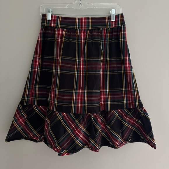 J. Crew Dresses & Skirts - J. Crew Black and Red Plaid A-Line Skirt size 6 P preppy